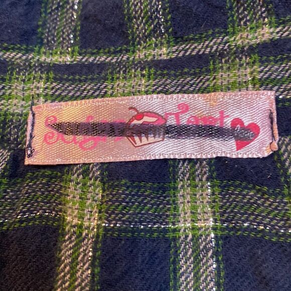 Sugar Tart Women’s Button Down Long Sleeve Shirt - Picture 3 of 3